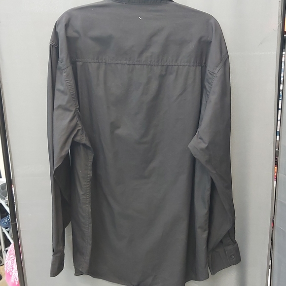 Kenneth Cole Black sports/dress shirt - Picture 6 of 14